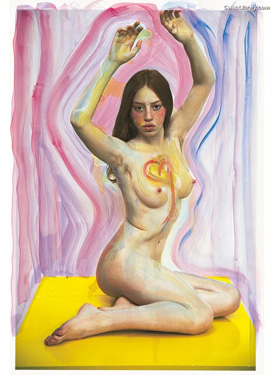 Lily Newmark photo 15 of 391