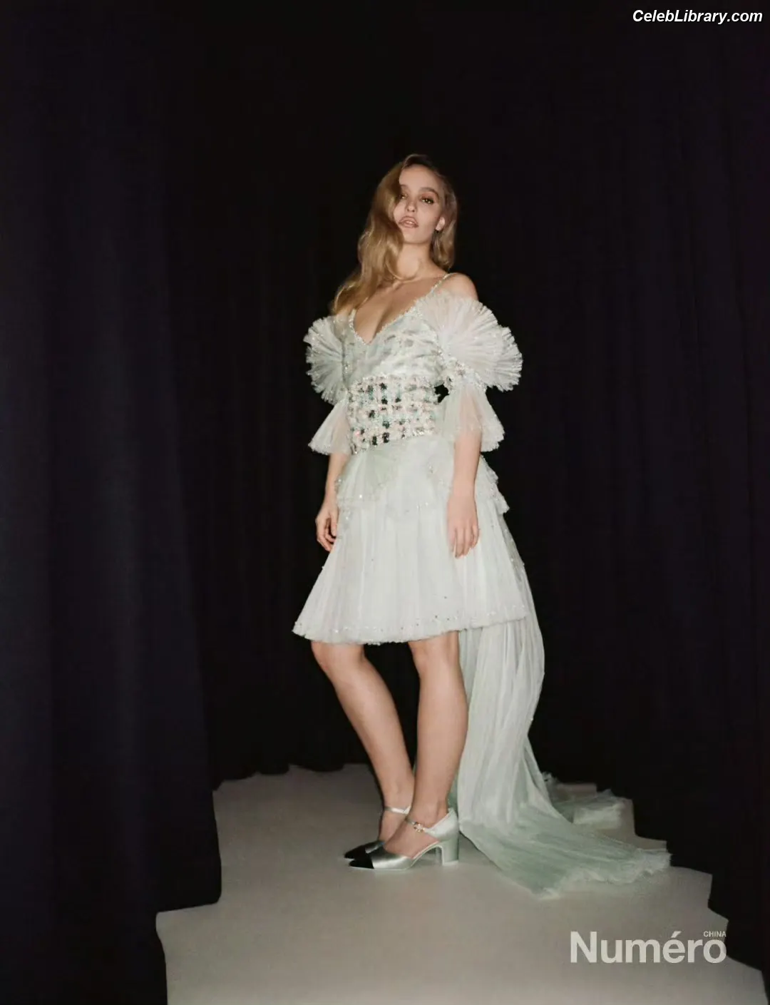 Lily-Rose Depp photo 4 of 531