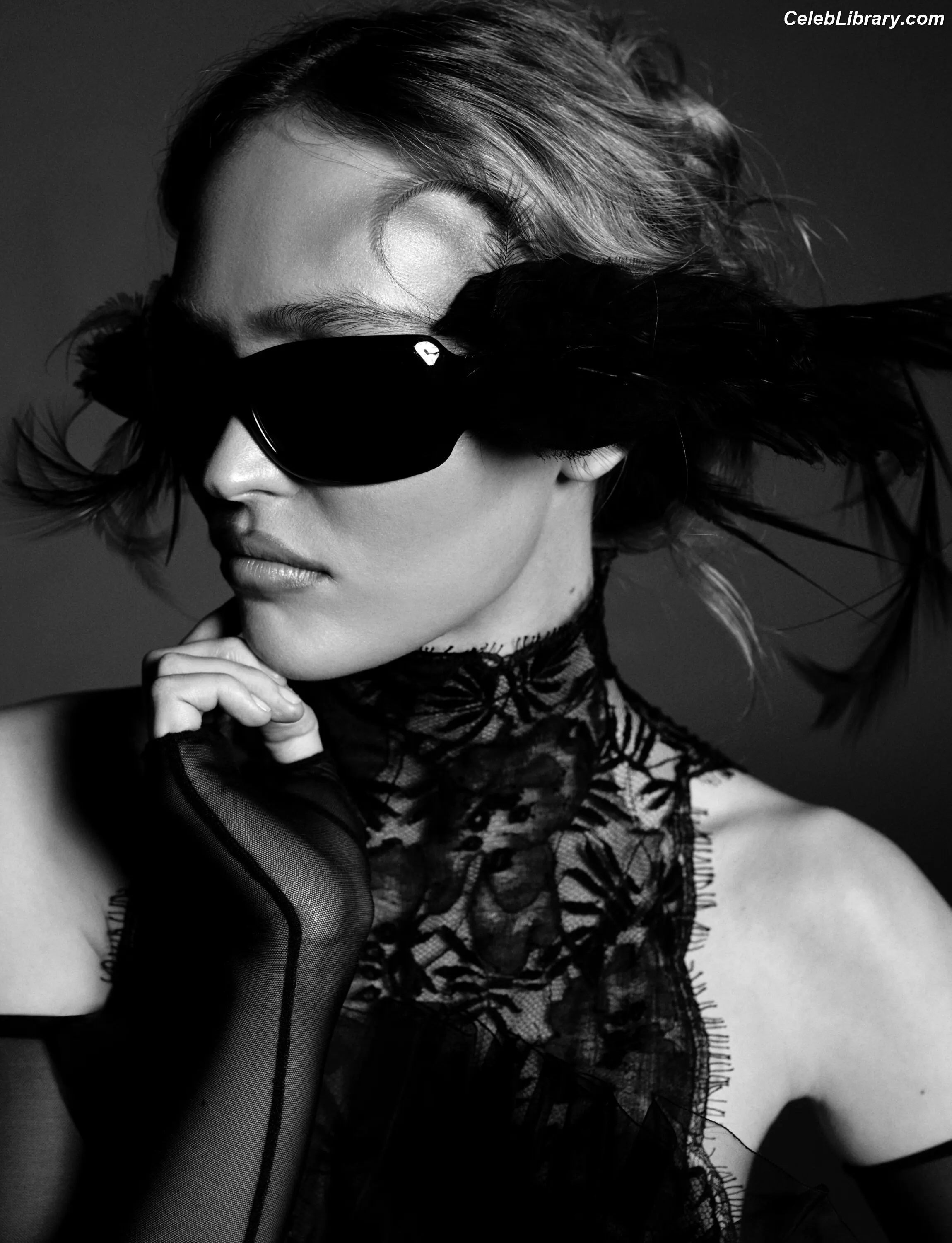 Lily-Rose Depp photo 6 of 531