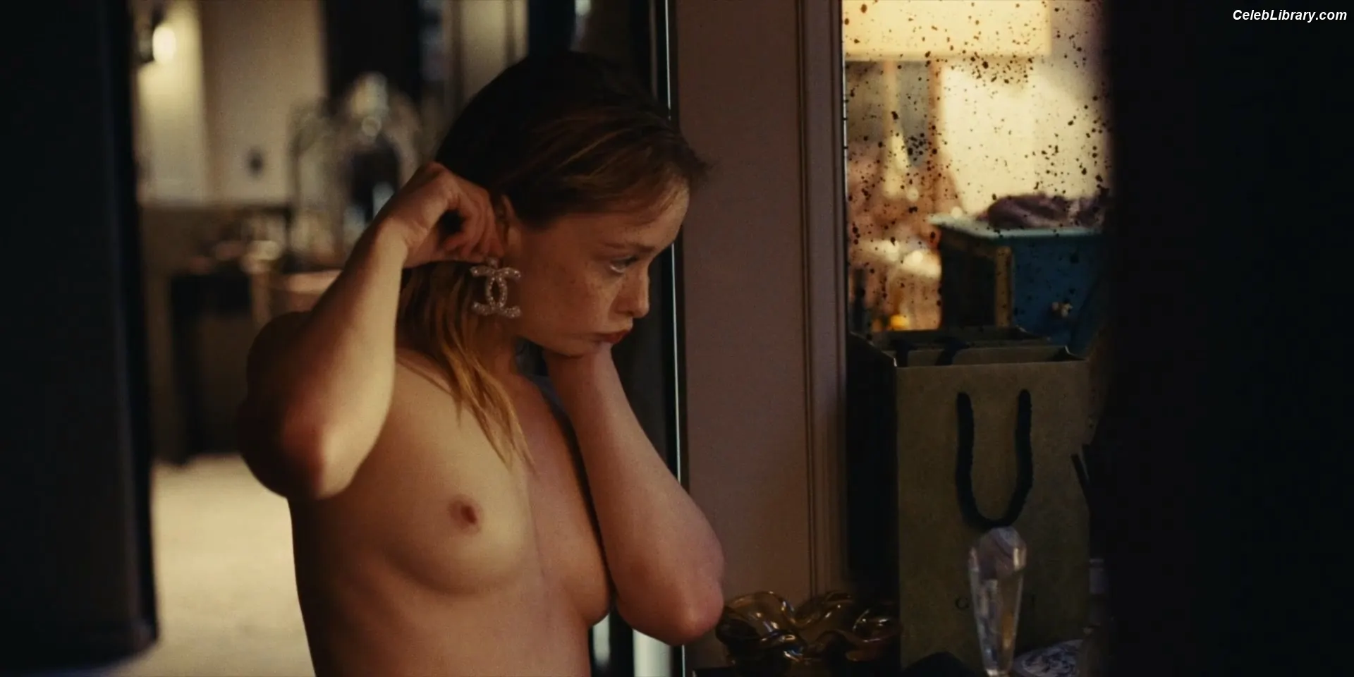 Lily-Rose Depp photo 22 of 531