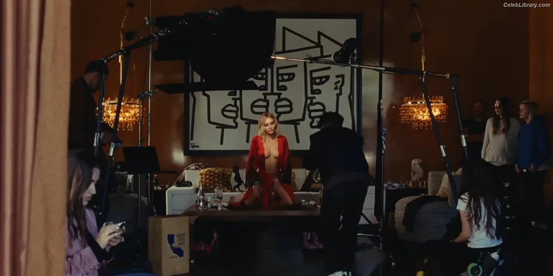 Lily-Rose Depp photo 6 of 528
