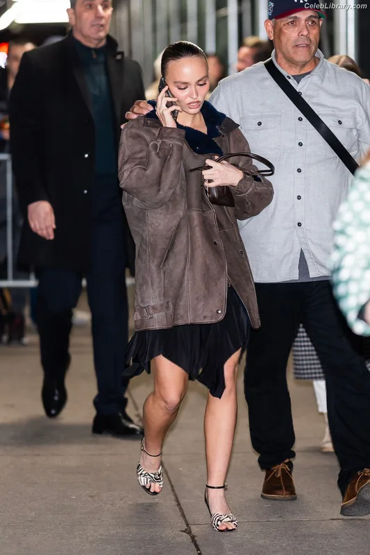 Lily-Rose Depp photo 4 of 528