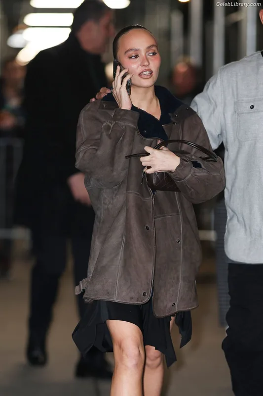 Lily-Rose Depp photo 10 of 528