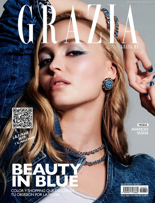 Lily-Rose Depp photo 5 of 528
