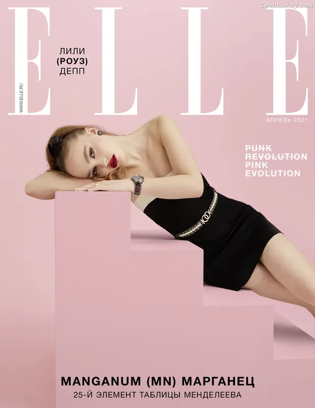 Lily-Rose Depp photo 20 of 528
