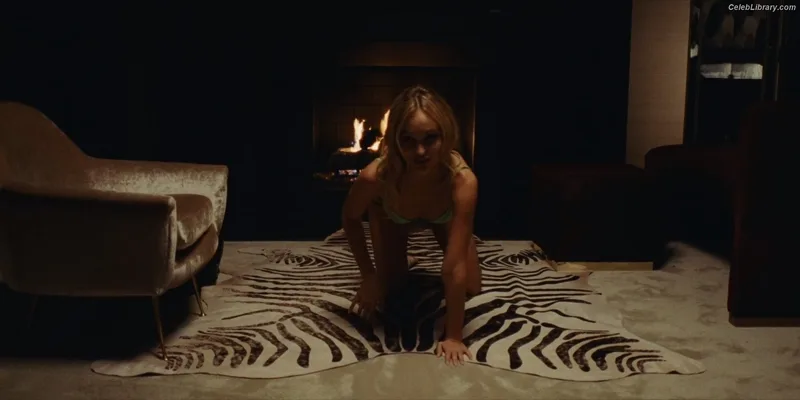 Lily-Rose Depp photo 21 of 528
