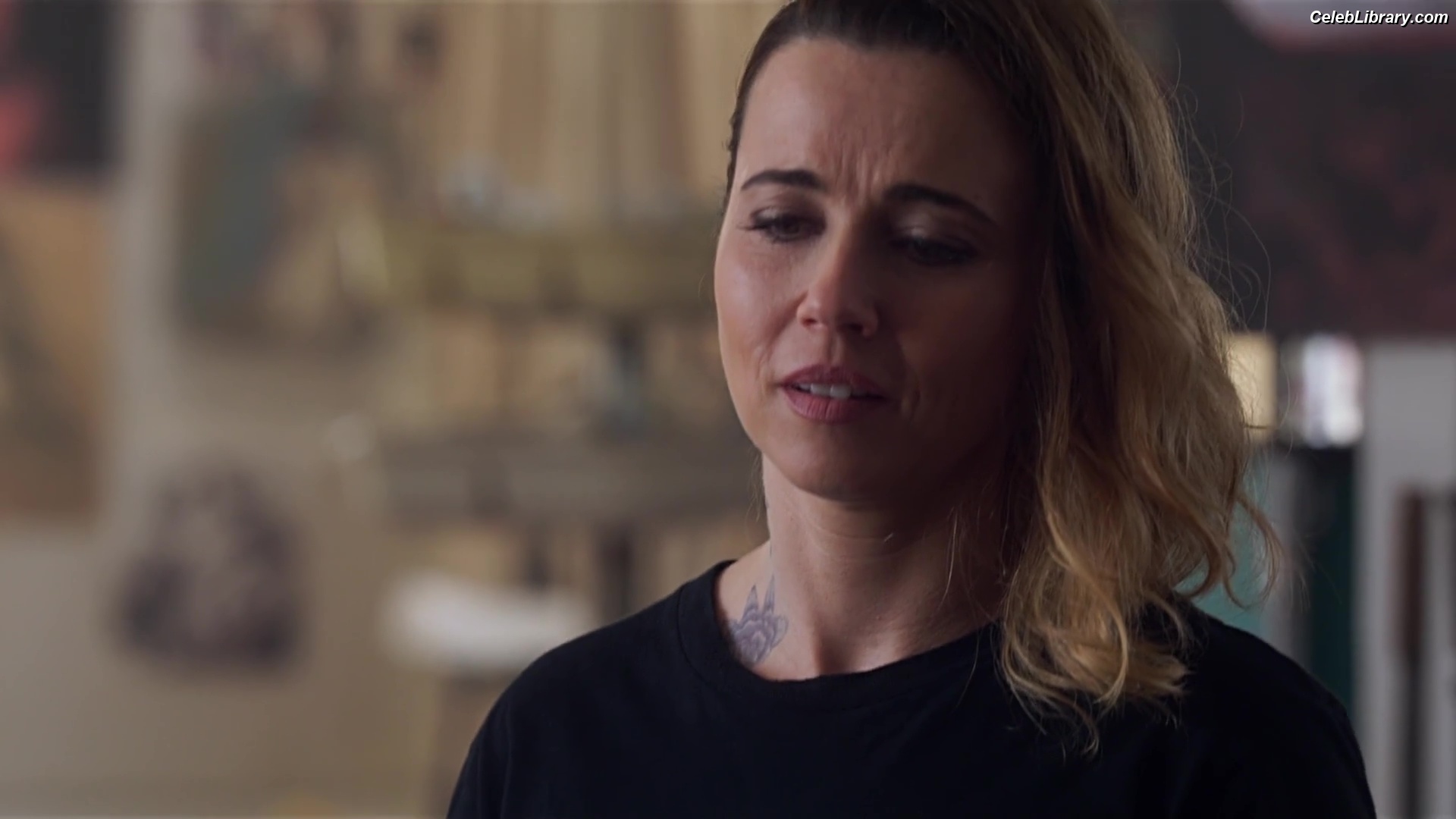 Linda Cardellini photo 6 of 182