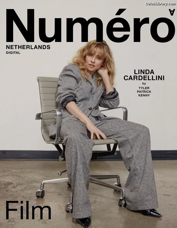 Linda Cardellini photo 8 of 182