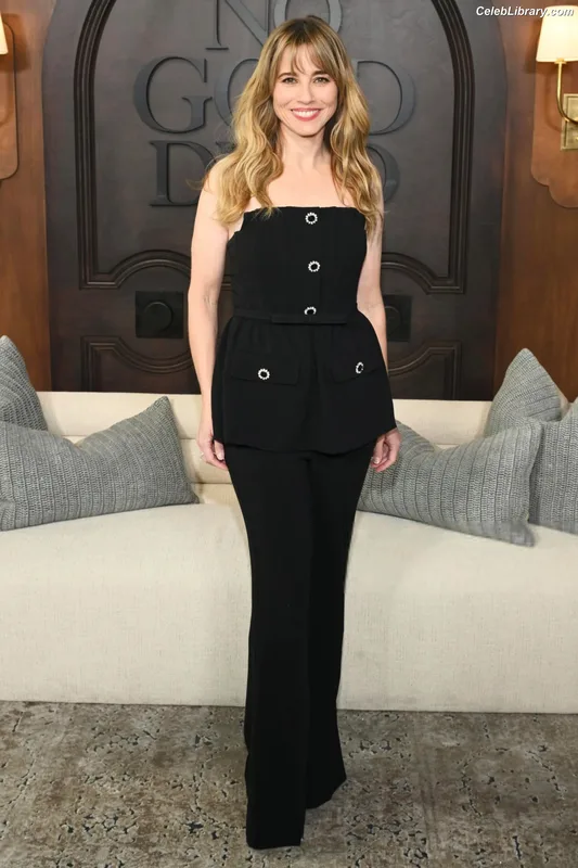 Linda Cardellini photo 13 of 182