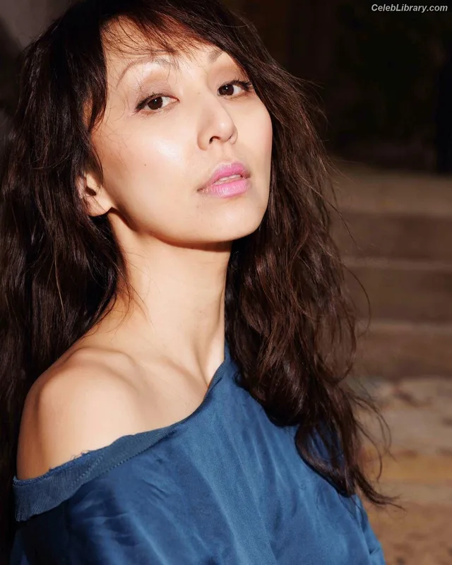 Linda Park photo 16 of 192