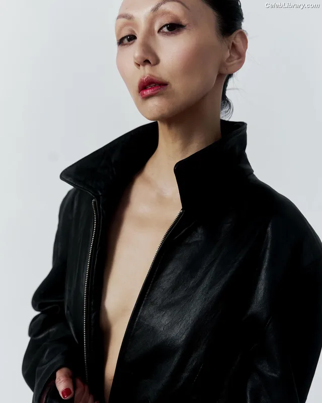 Linda Park photo 17 of 192