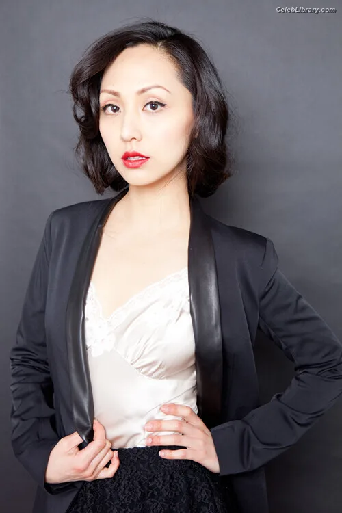 Linda Park photo 11 of 192