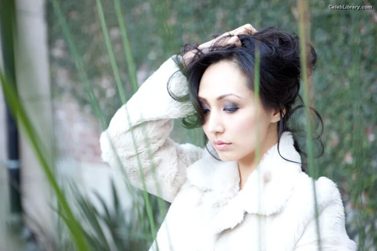 Linda Park photo 16 of 192