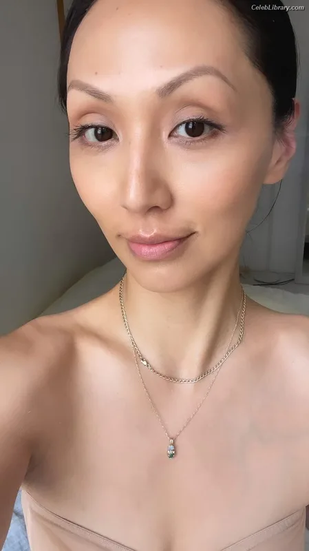 Linda Park photo 3 of 192