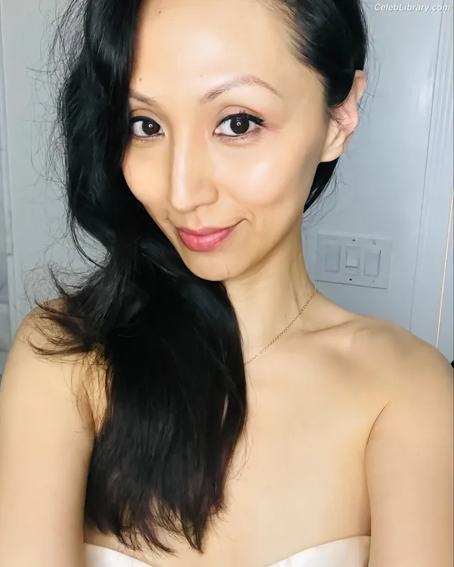 Linda Park photo 15 of 192