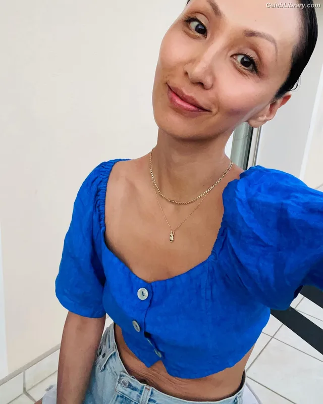 Linda Park photo 19 of 192