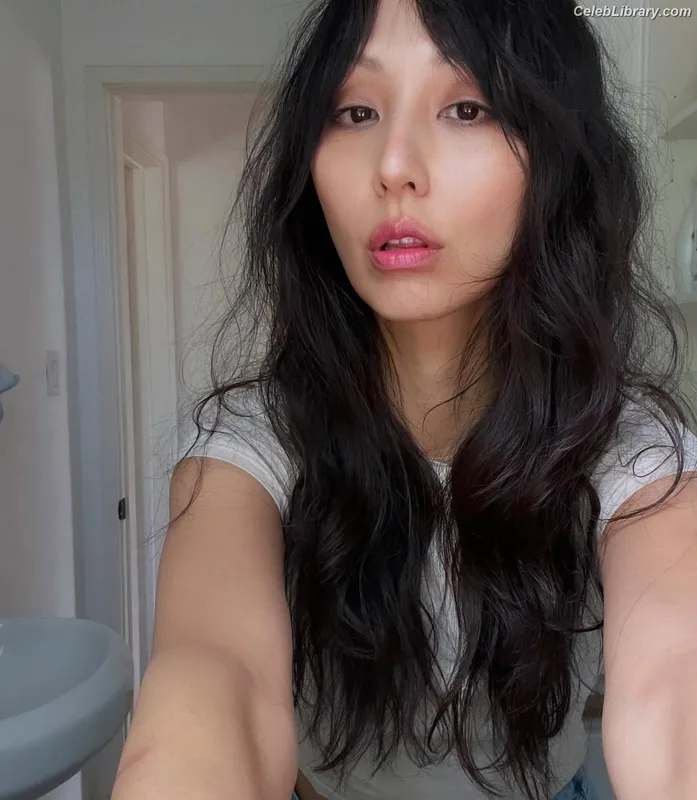 Linda Park photo 13 of 192