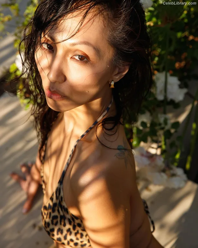 Linda Park photo 23 of 192