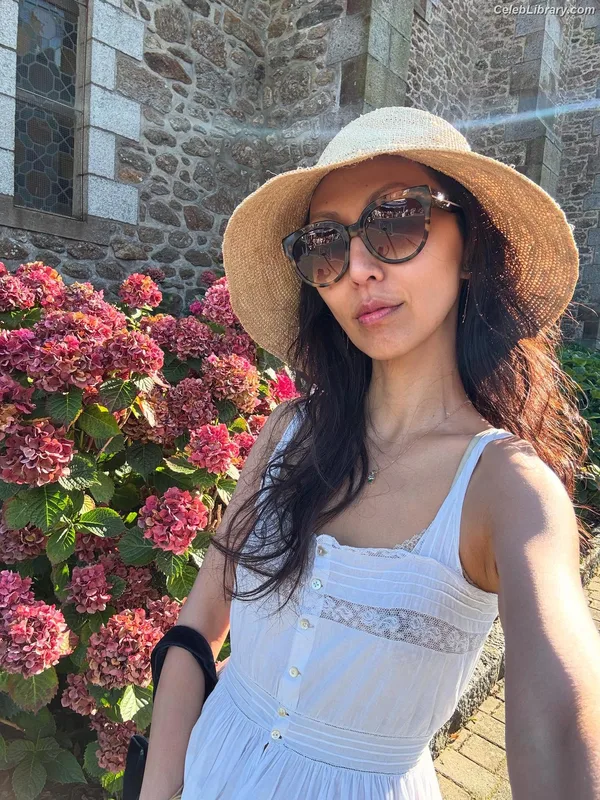 Linda Park photo 14 of 192
