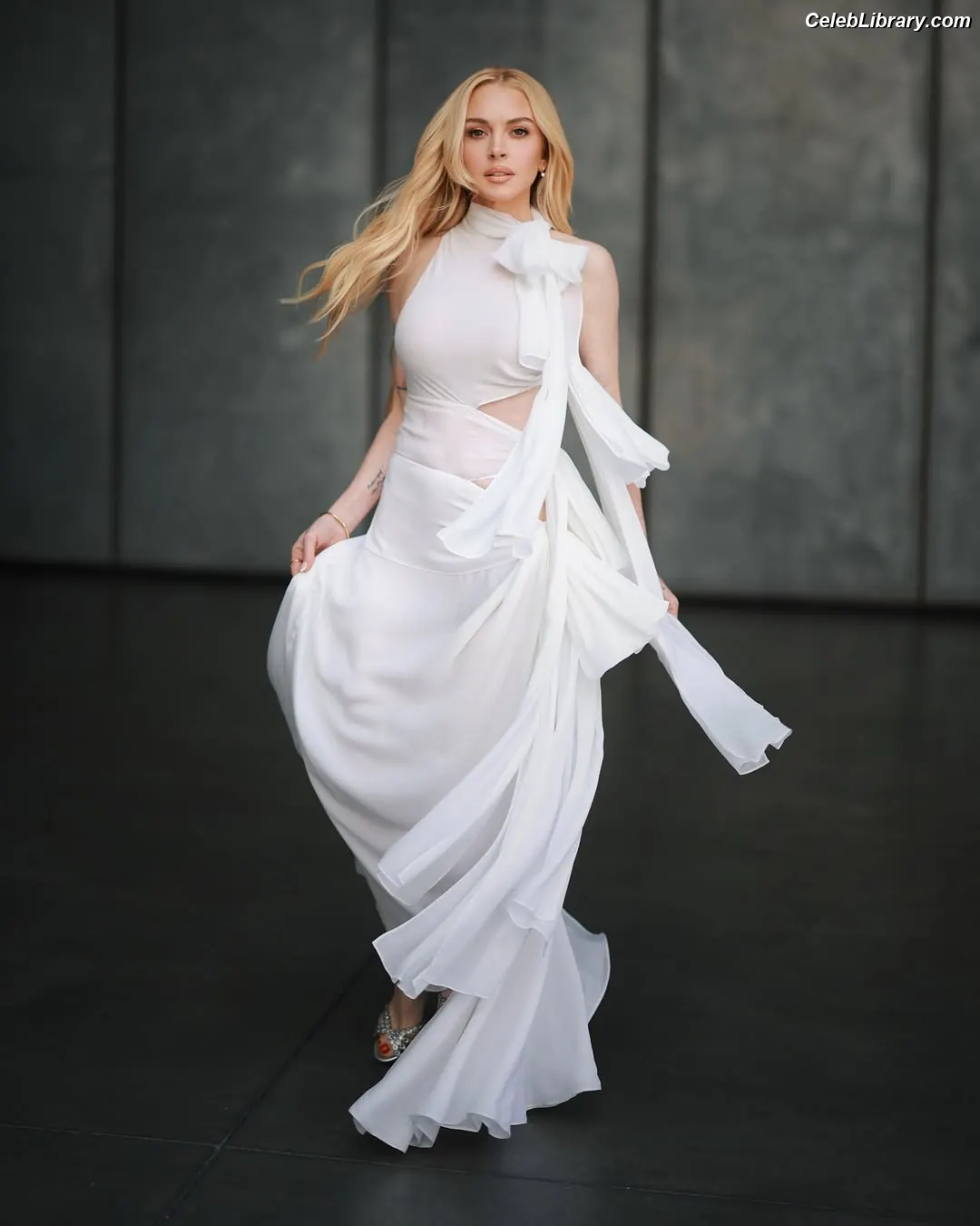 Lindsay Lohan photo 24 of 776
