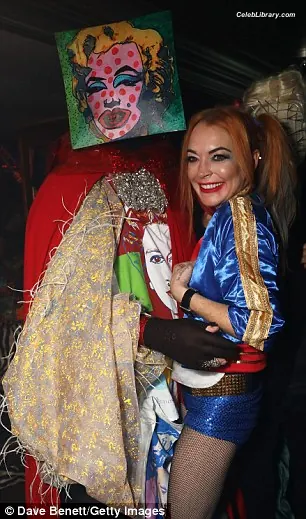 Lindsay Lohan photo 23 of 776
