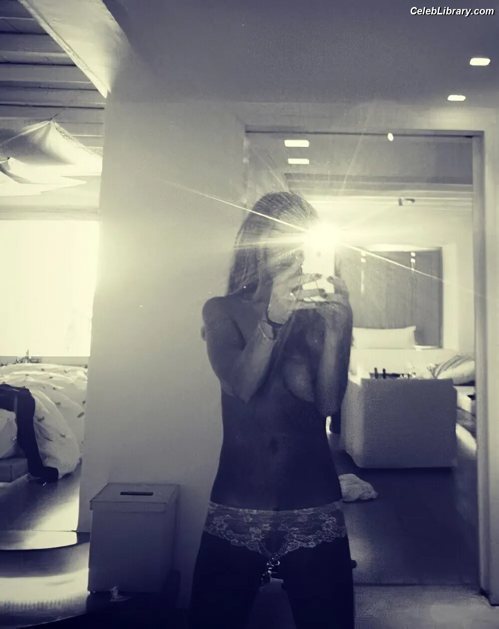 Lindsay Lohan photo 13 of 776