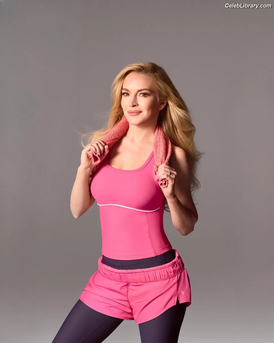 Lindsay Lohan photo 1 of 776