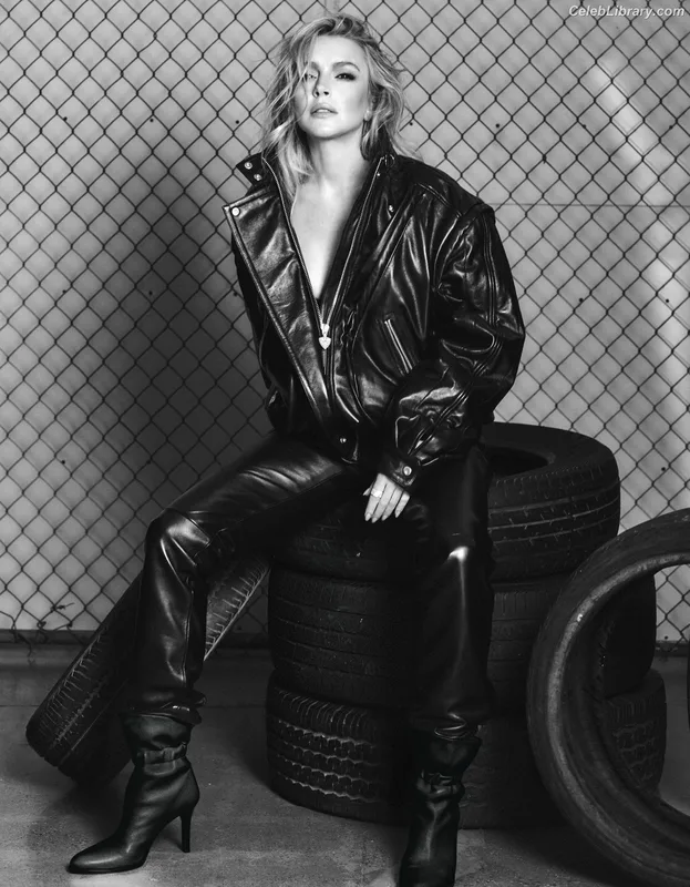 Lindsay Lohan photo 14 of 752