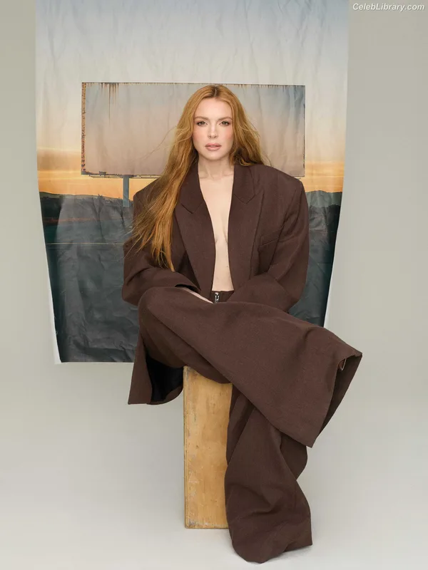 Lindsay Lohan photo 23 of 752