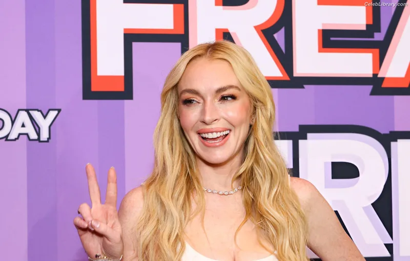 Lindsay Lohan photo 23 of 752