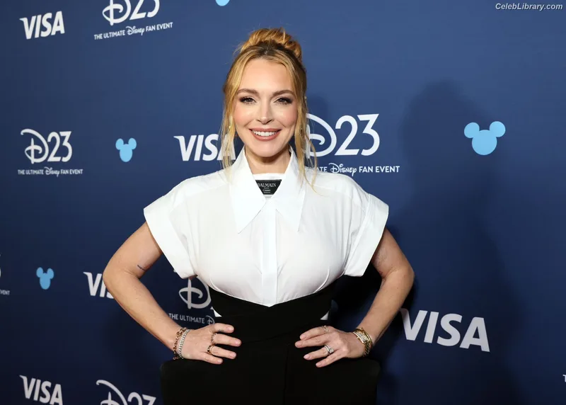 Lindsay Lohan photo 23 of 752