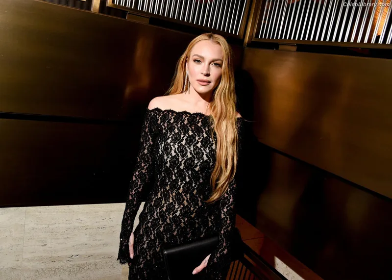 Lindsay Lohan photo 24 of 752