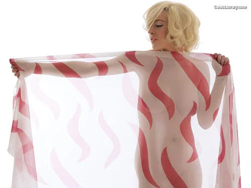 Lindsay Lohan photo 18 of 752