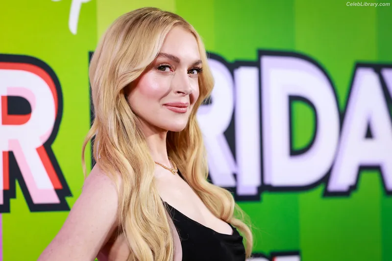 Lindsay Lohan photo 14 of 752