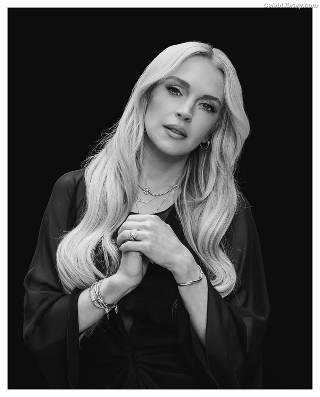 Lindsay Lohan photo 16 of 752