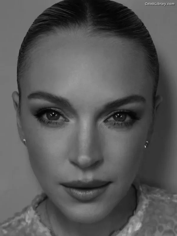 Lindsay Lohan photo 21 of 752