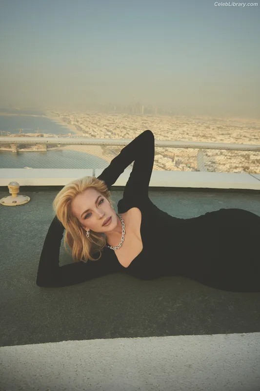 Lindsay Lohan photo 20 of 752