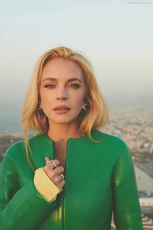 Lindsay Lohan photo 21 of 752