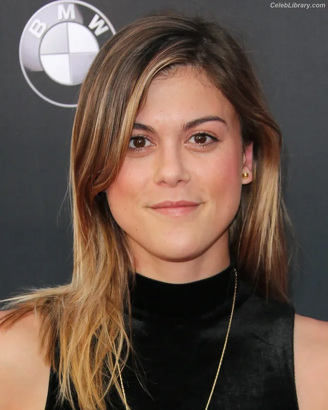 Lindsey Shaw photo 7 of 79