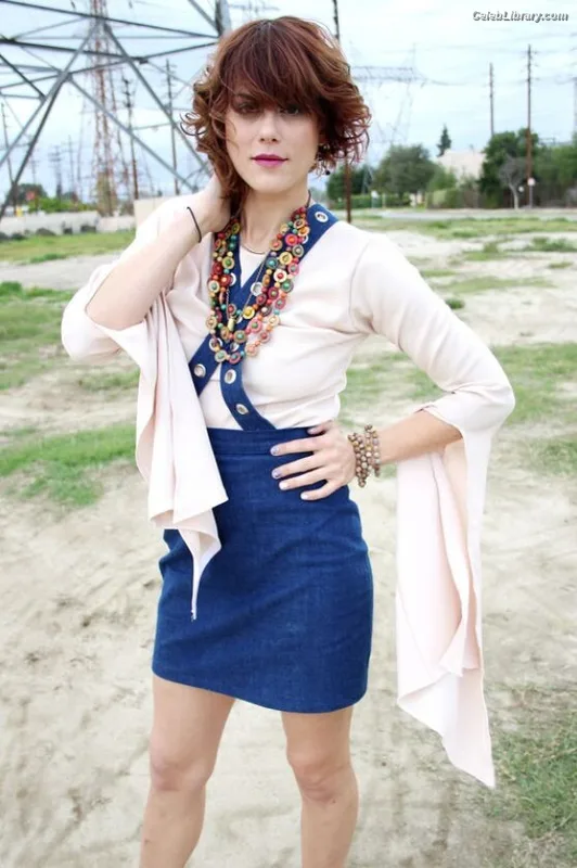 Lindsey Shaw photo 16 of 79