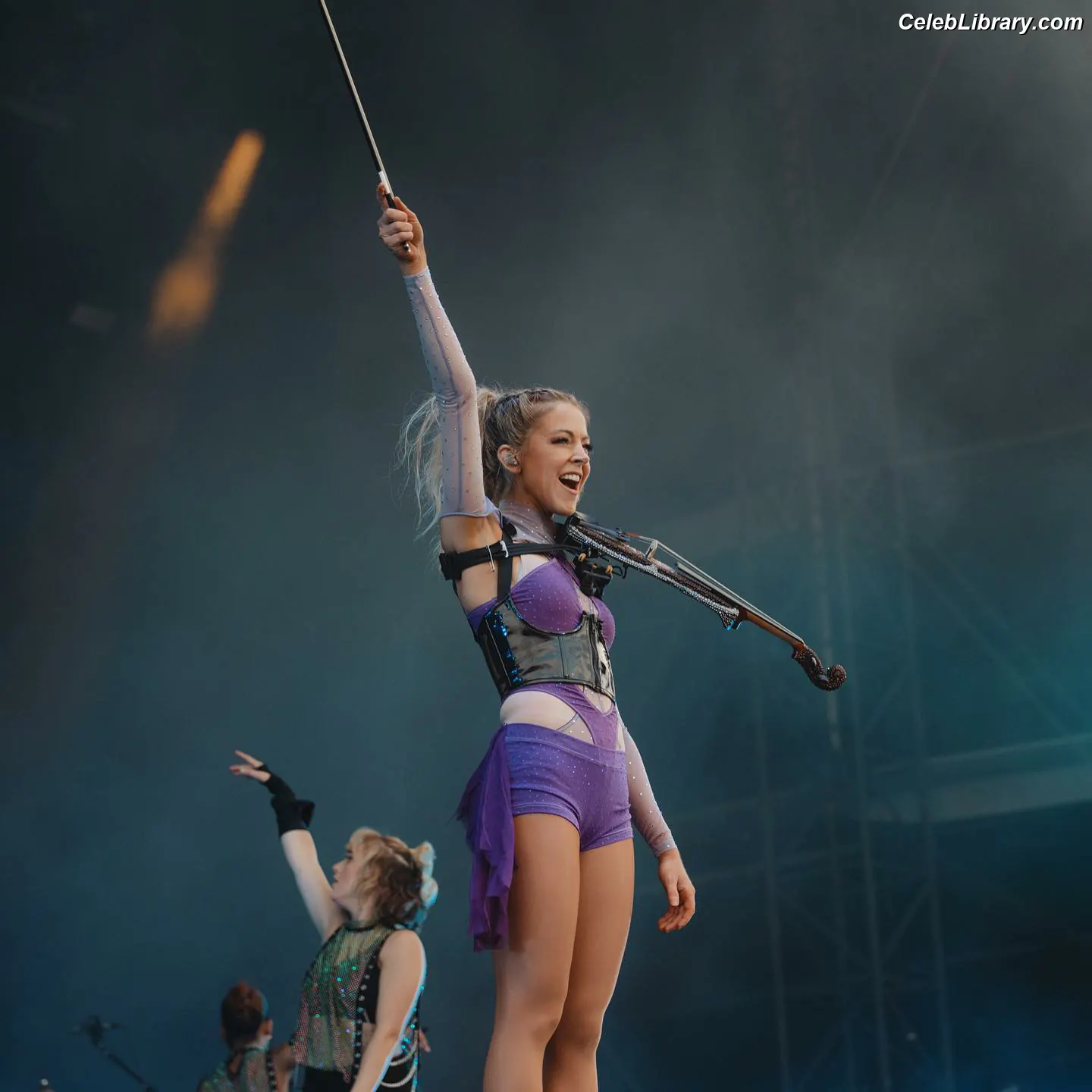 Lindsey Stirling photo 24 of 510