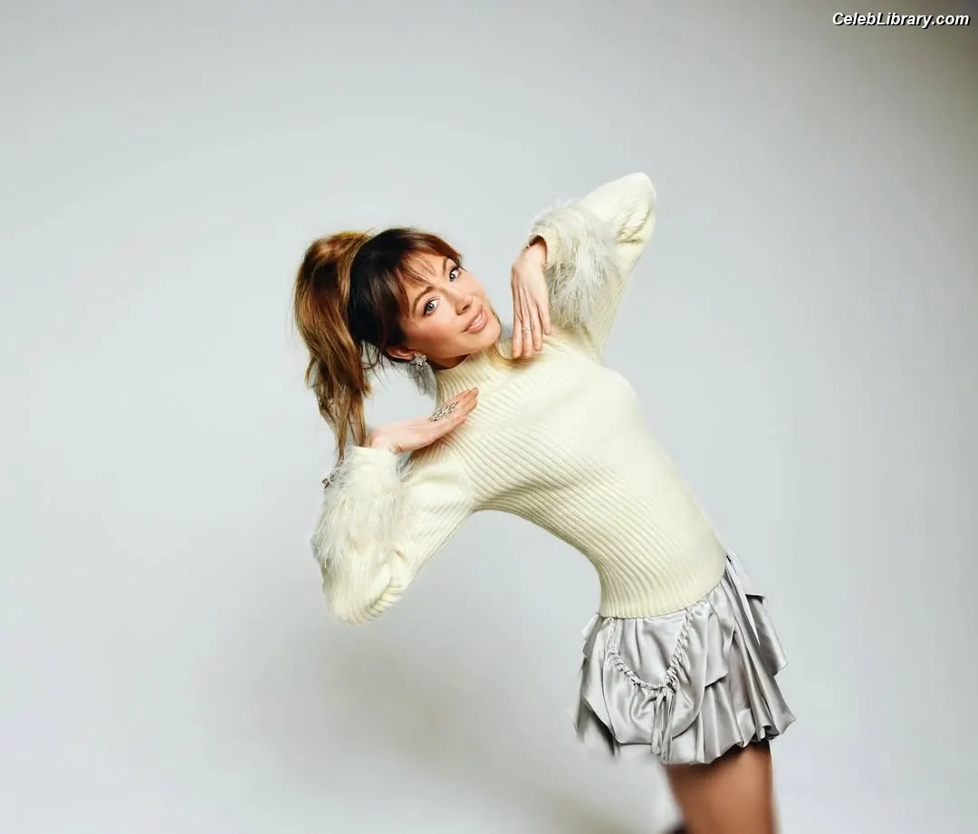 Lindsey Stirling photo 8 of 510