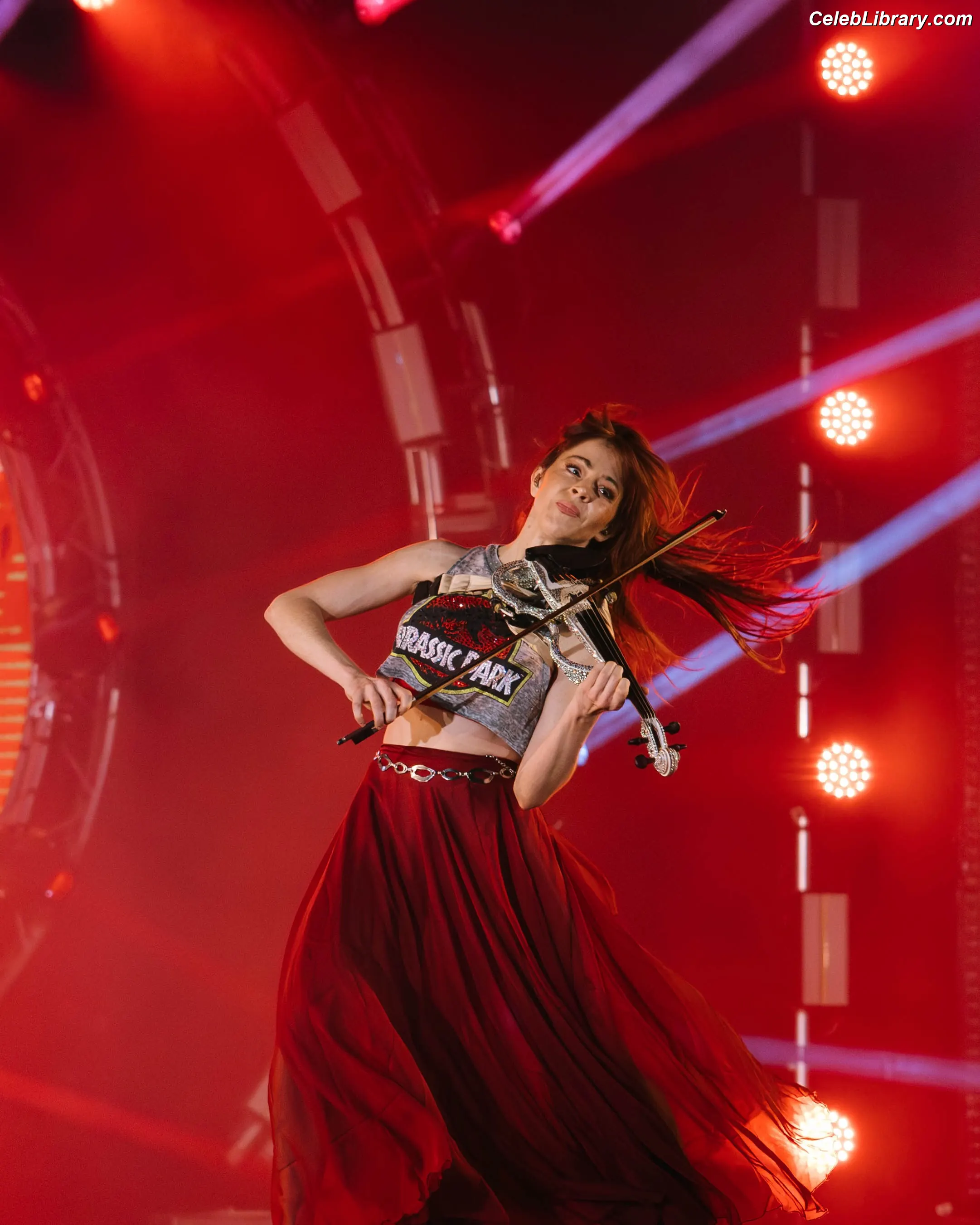 Lindsey Stirling photo 13 of 510