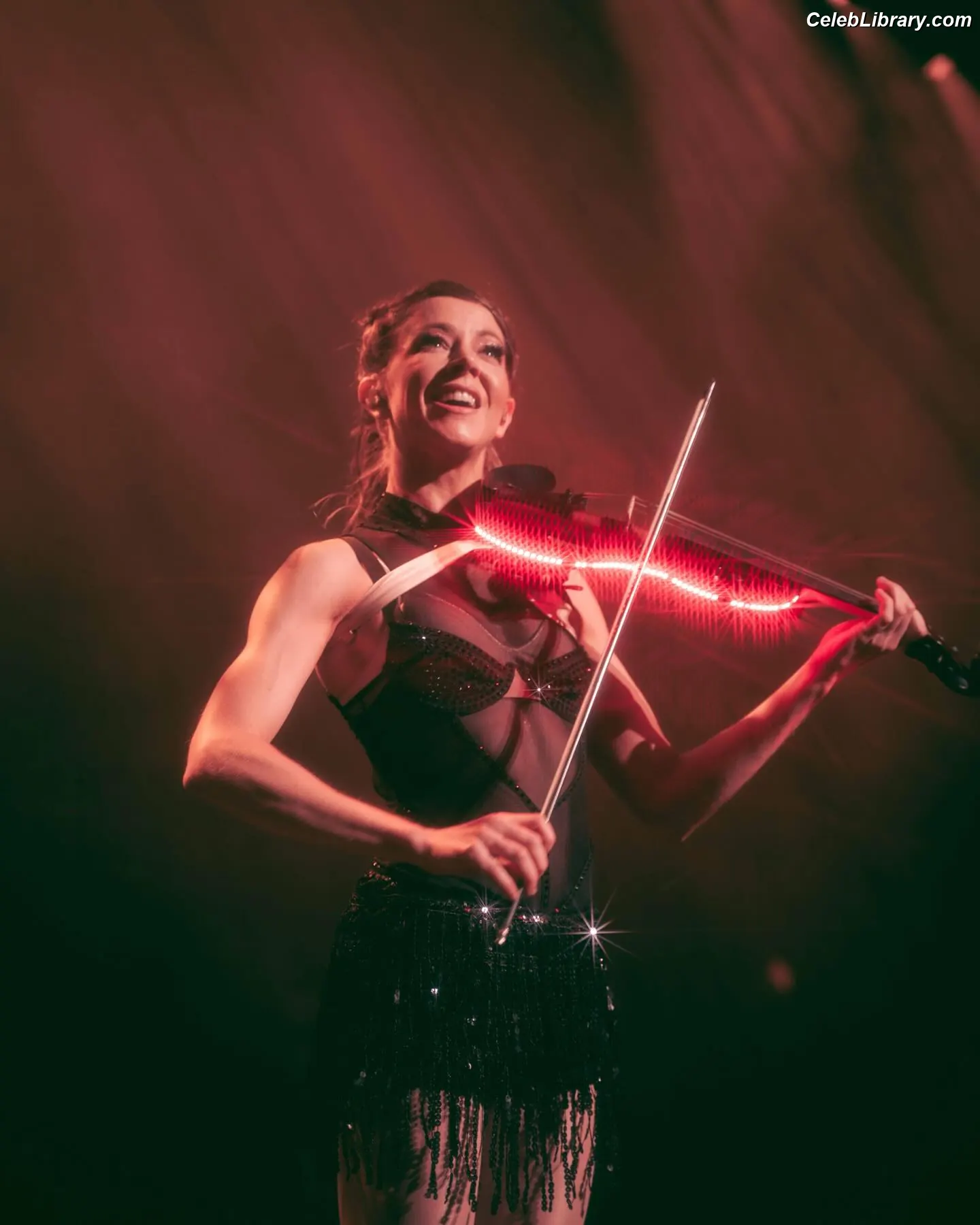 Lindsey Stirling photo 8 of 510