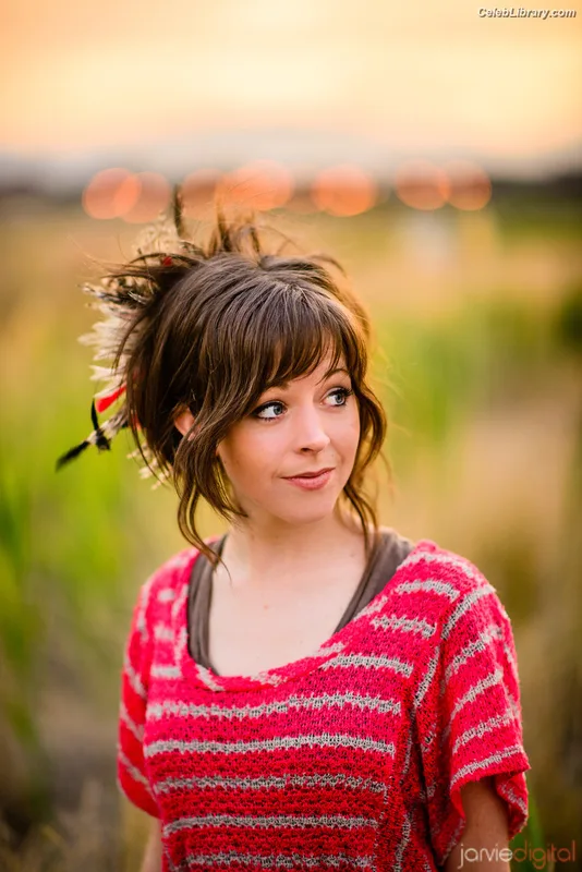 Lindsey Stirling photo 14 of 508