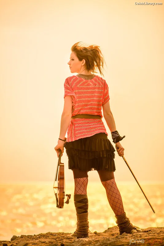 Lindsey Stirling photo 20 of 508