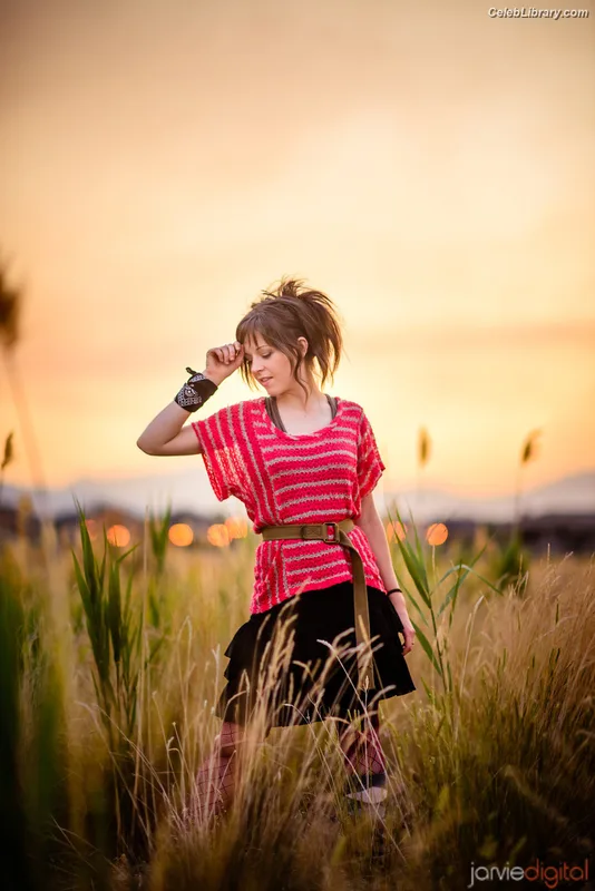 Lindsey Stirling photo 5 of 508