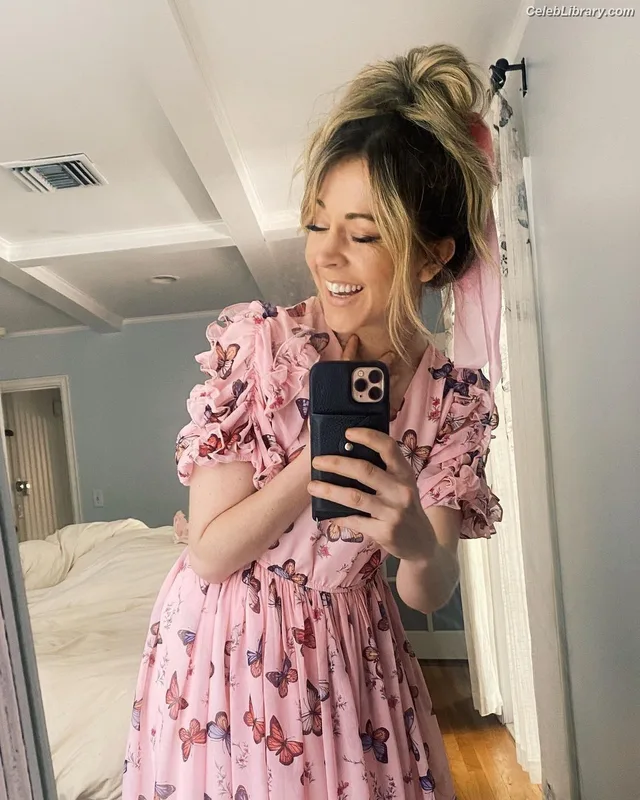 Lindsey Stirling photo 18 of 508