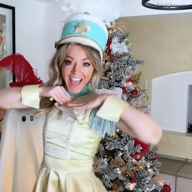 Lindsey Stirling photo 16 of 508