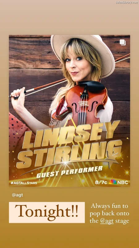 Lindsey Stirling photo 10 of 508